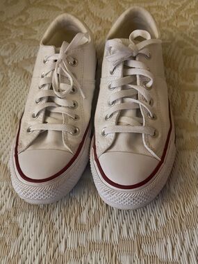Converse White Low-Top Madison Ox Sneaker W9 M7